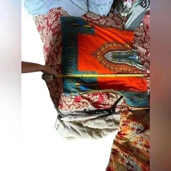 Unisex Dashiki African motif kaftan style shirt. 2 pockets. Vibrant. Free size - Picture 3 of 4